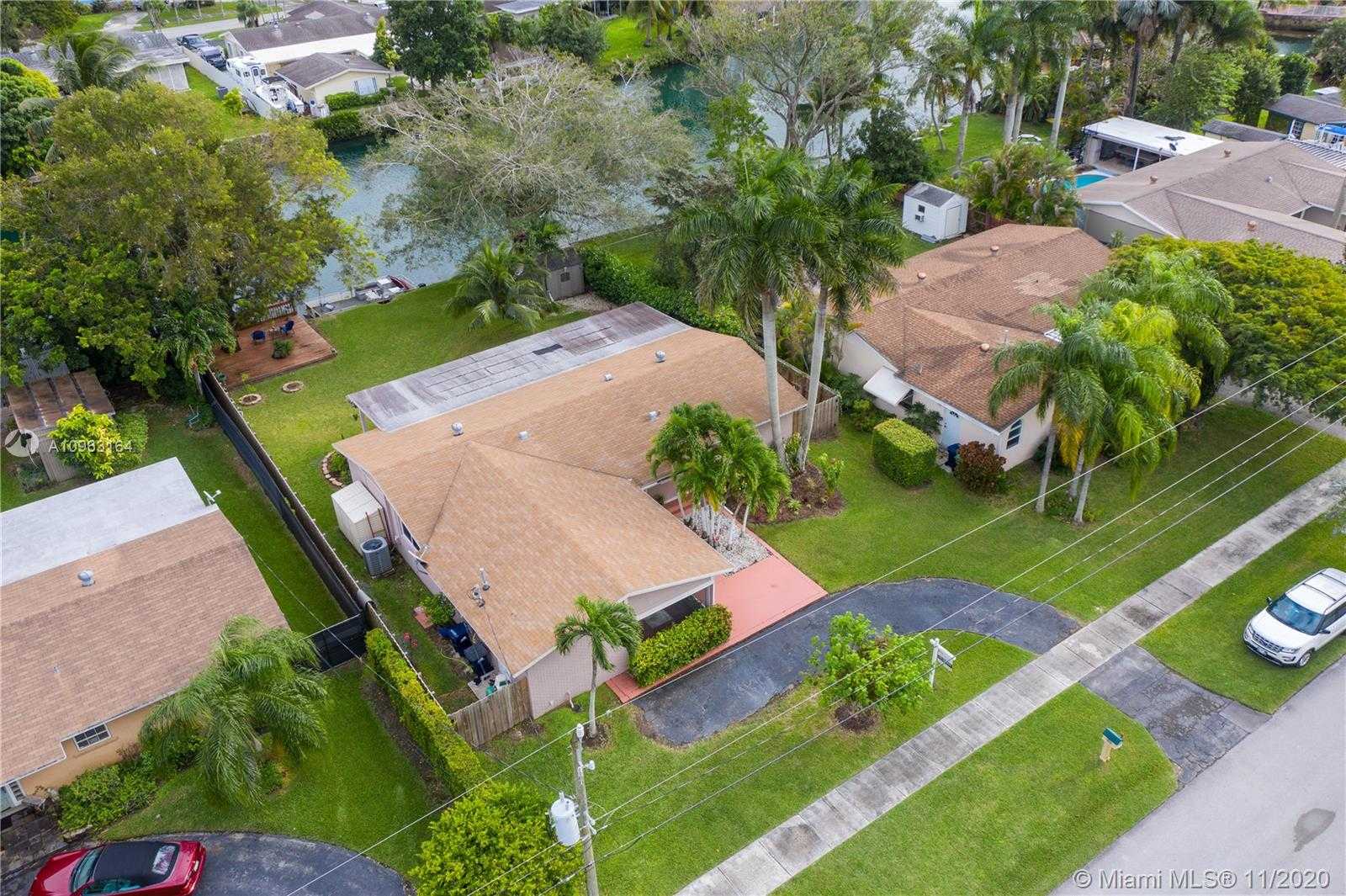 Small Image of 19731 STERLING DR, Cutler Bay Number 32