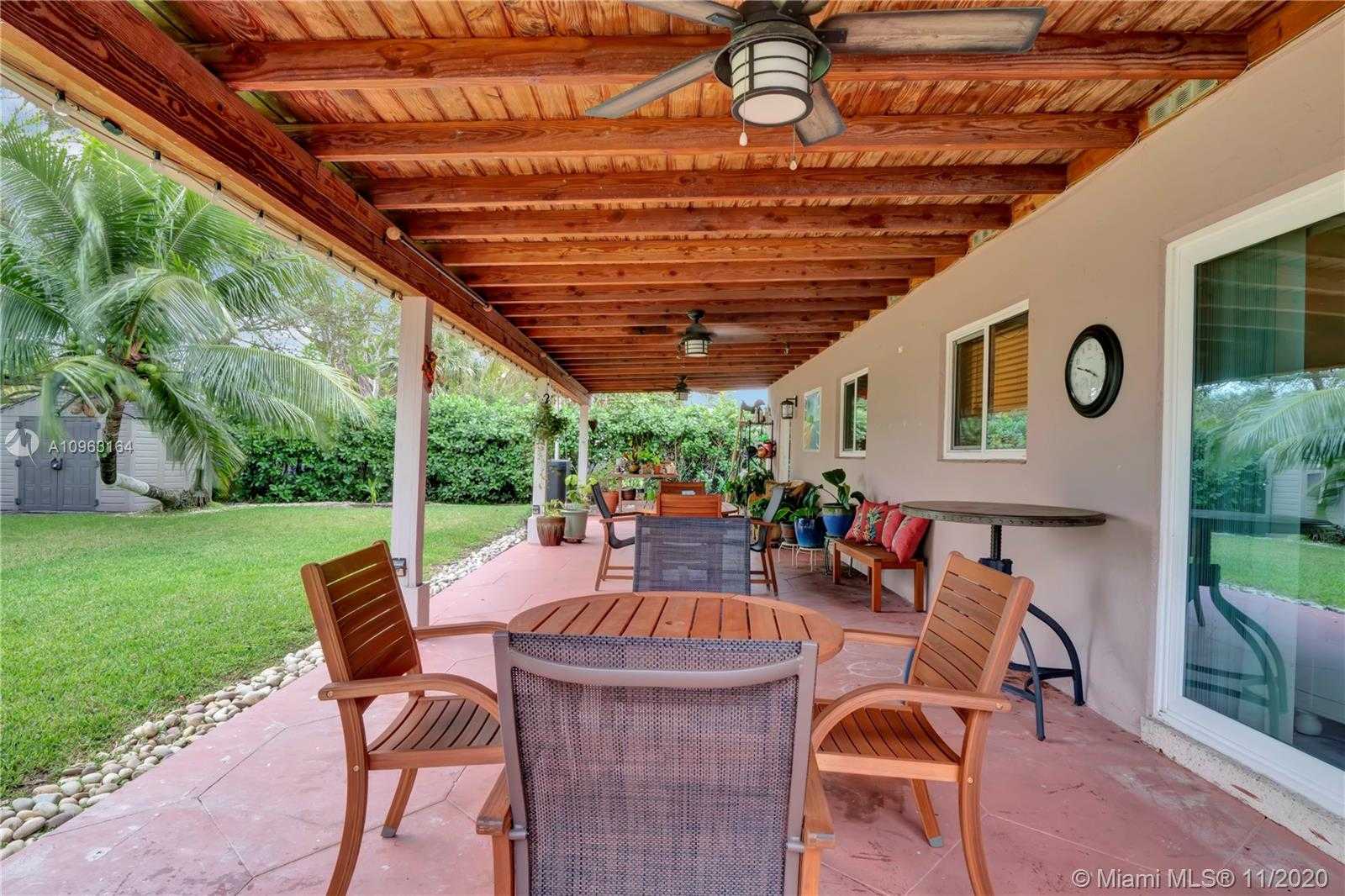 Small Image of 19731 STERLING DR, Cutler Bay Number 5