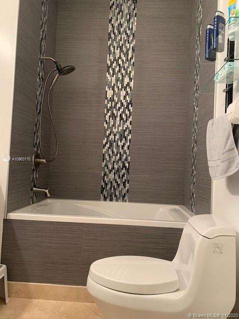 Small Image of 2910 NORTH EAST 164TH ST, North Miami Beach Number 16