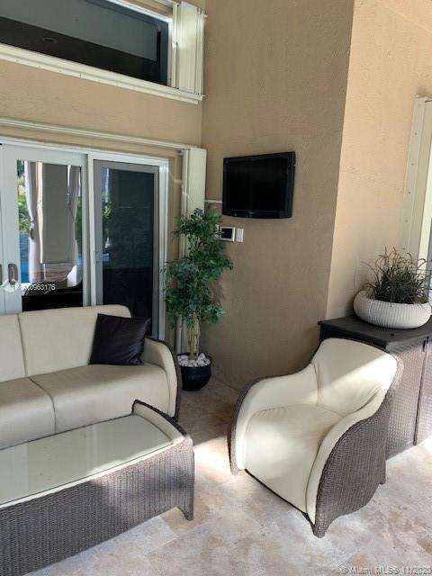 Small Image of 2910 NORTH EAST 164TH ST, North Miami Beach Number 24