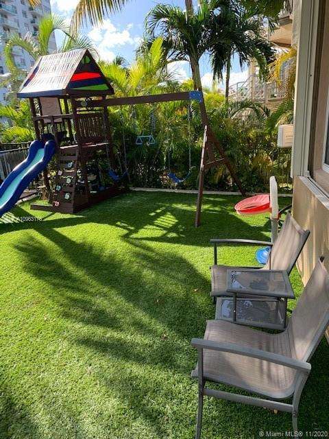 Small Image of 2910 NORTH EAST 164TH ST, North Miami Beach Number 9