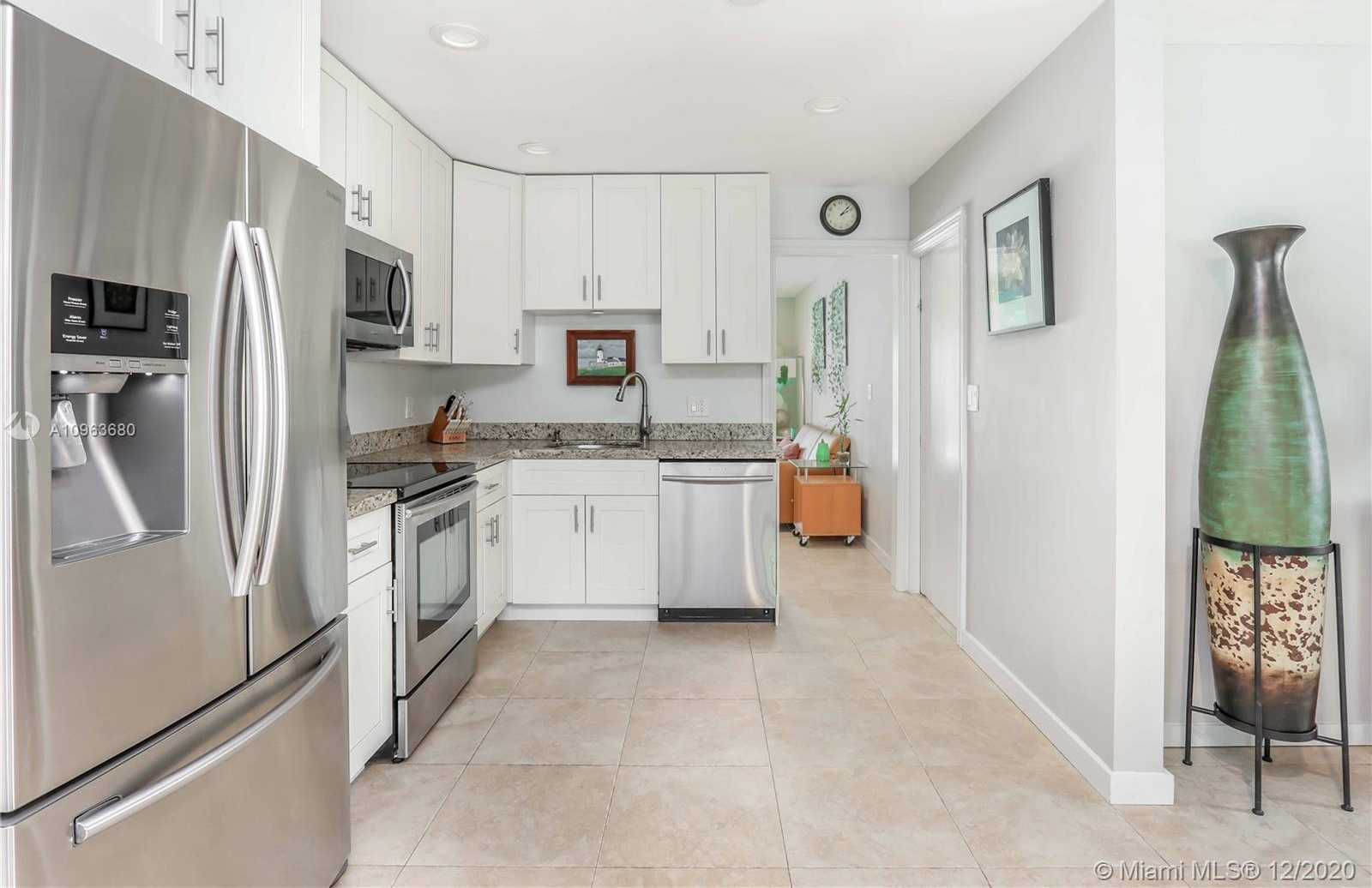 Small Image of 932 POLK ST, Hollywood Number 9