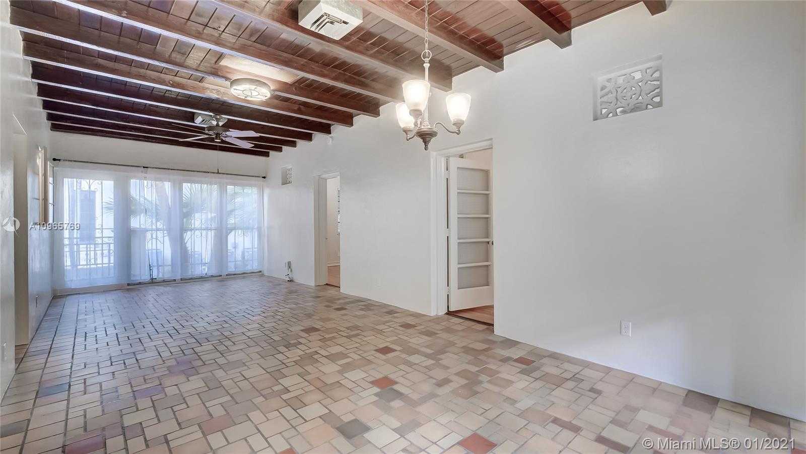 Small Image of 2523 ALHAMBRA CIR, Coral Gables Number 13