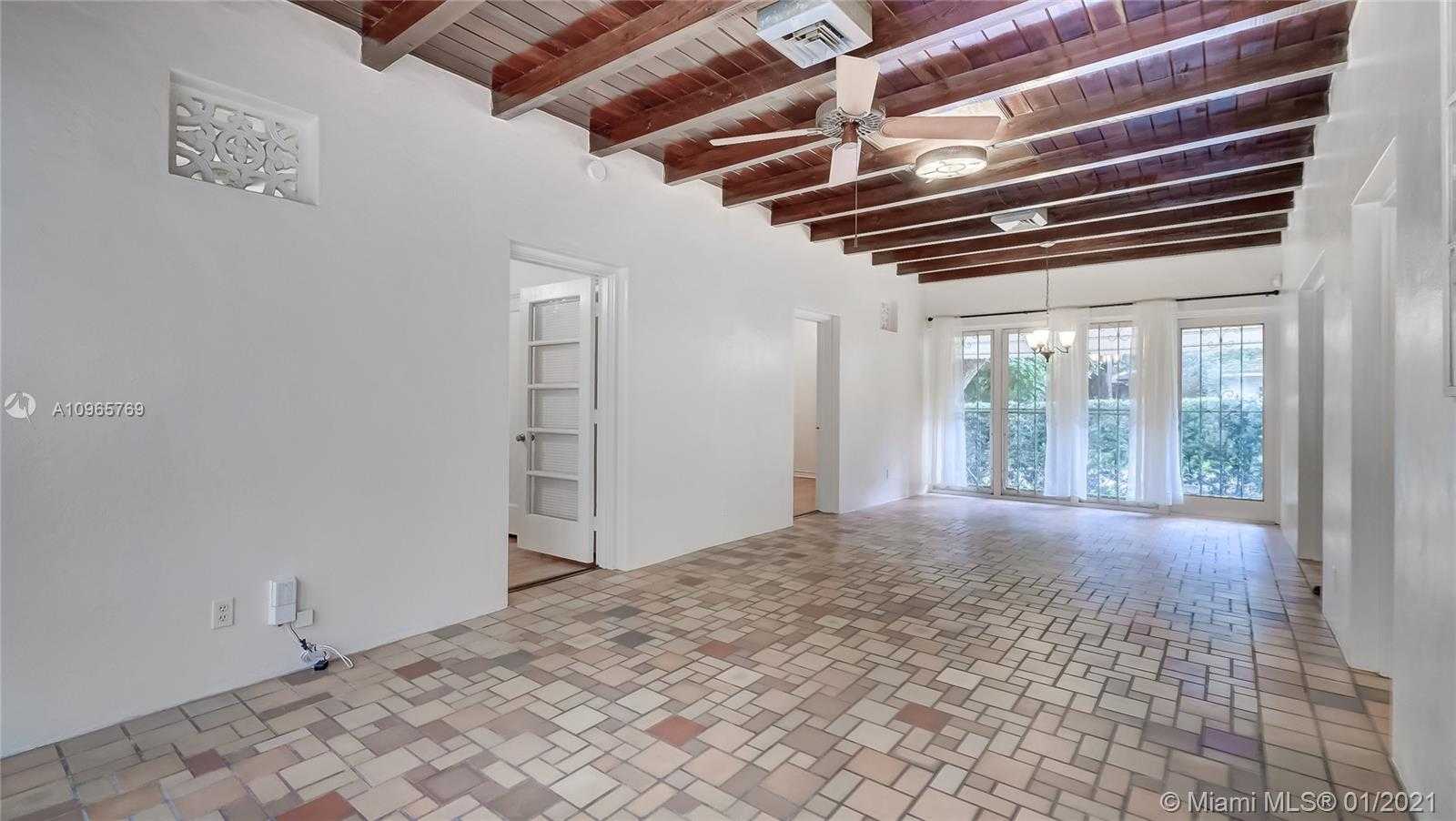 Small Image of 2523 ALHAMBRA CIR, Coral Gables Number 14