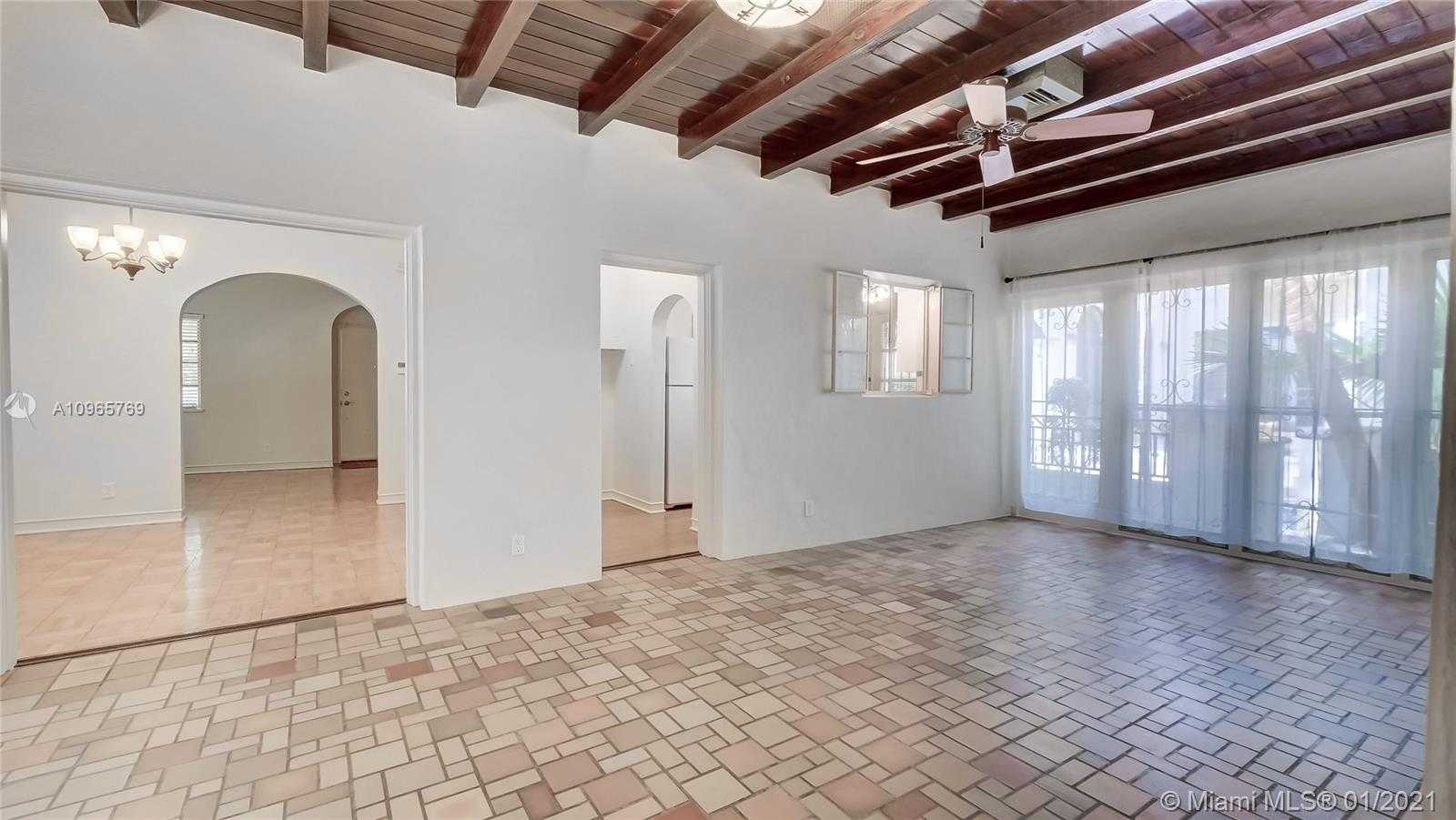 Small Image of 2523 ALHAMBRA CIR, Coral Gables Number 16