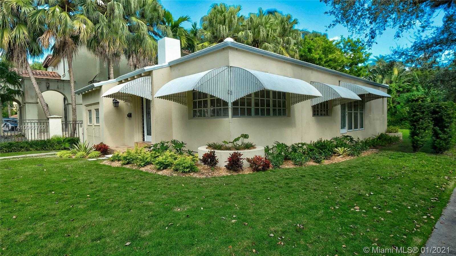 Small Image of 2523 ALHAMBRA CIR, Coral Gables Number 2
