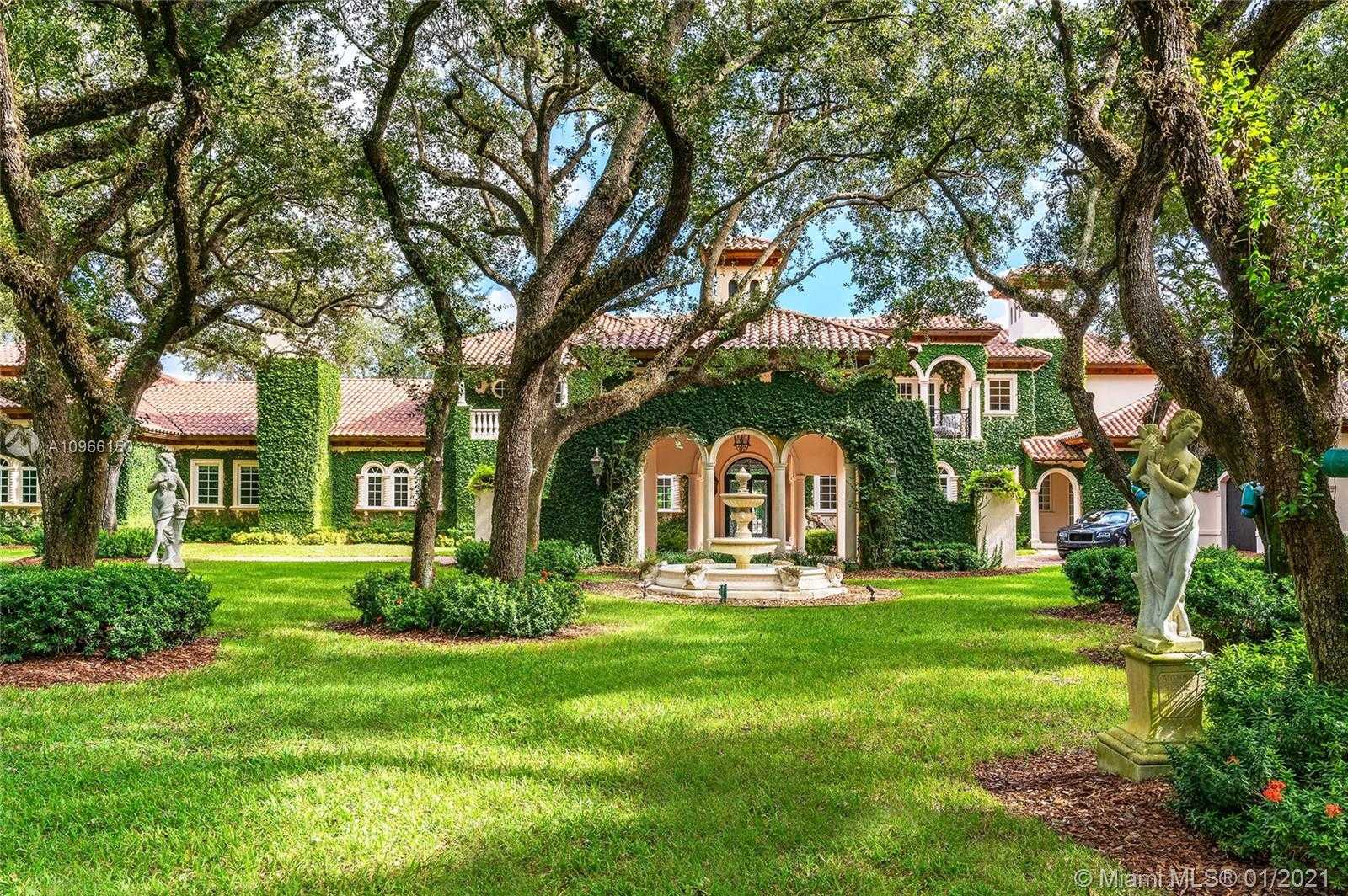 Small Image of 11501 OLD CUTLER RD, Coral Gables Number 12