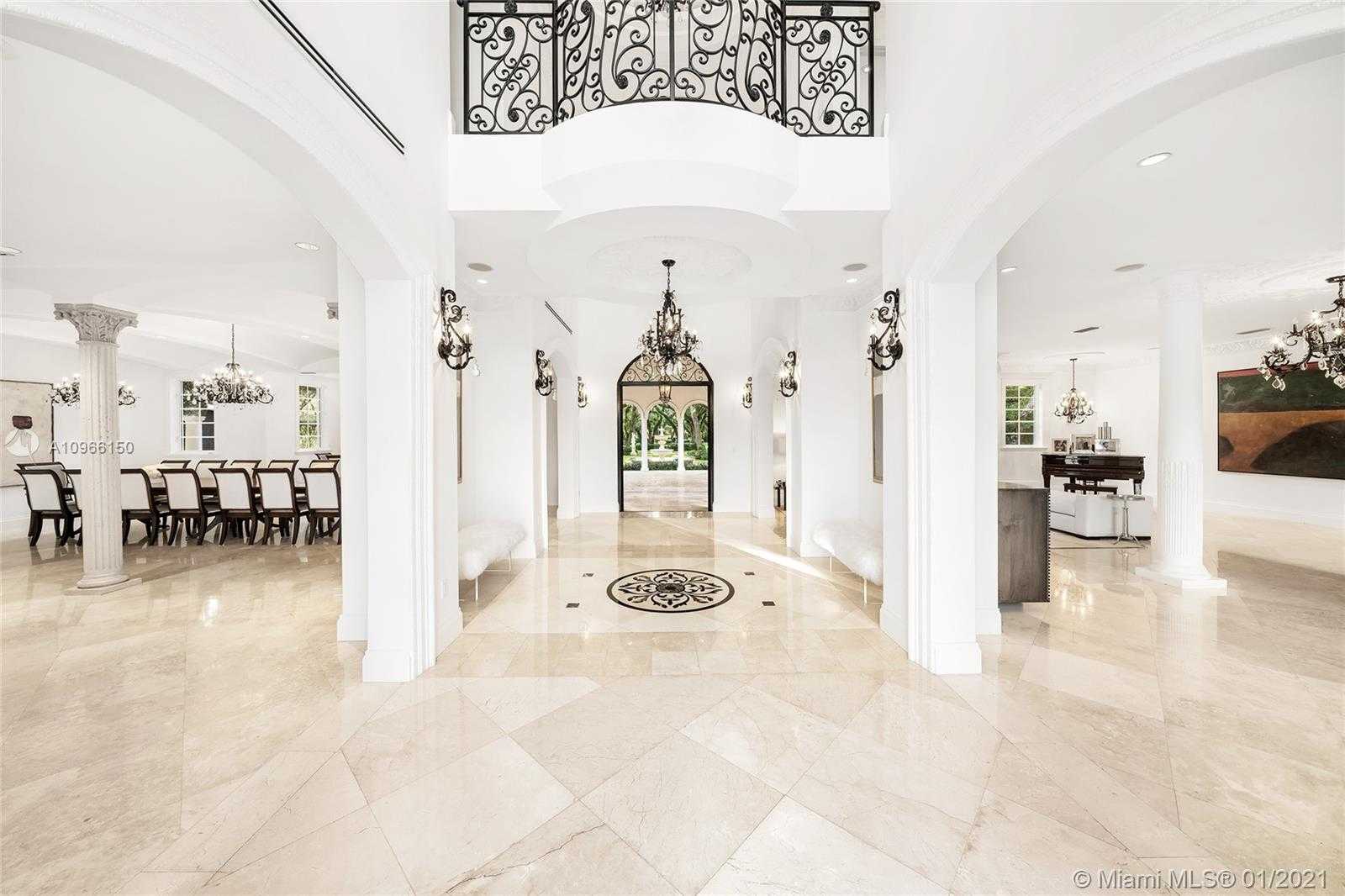 Small Image of 11501 OLD CUTLER RD, Coral Gables Number 21