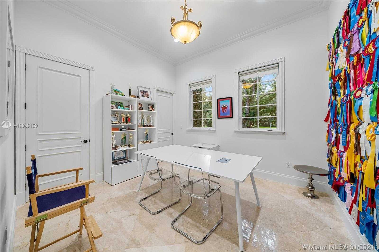 Small Image of 11501 OLD CUTLER RD, Coral Gables Number 42