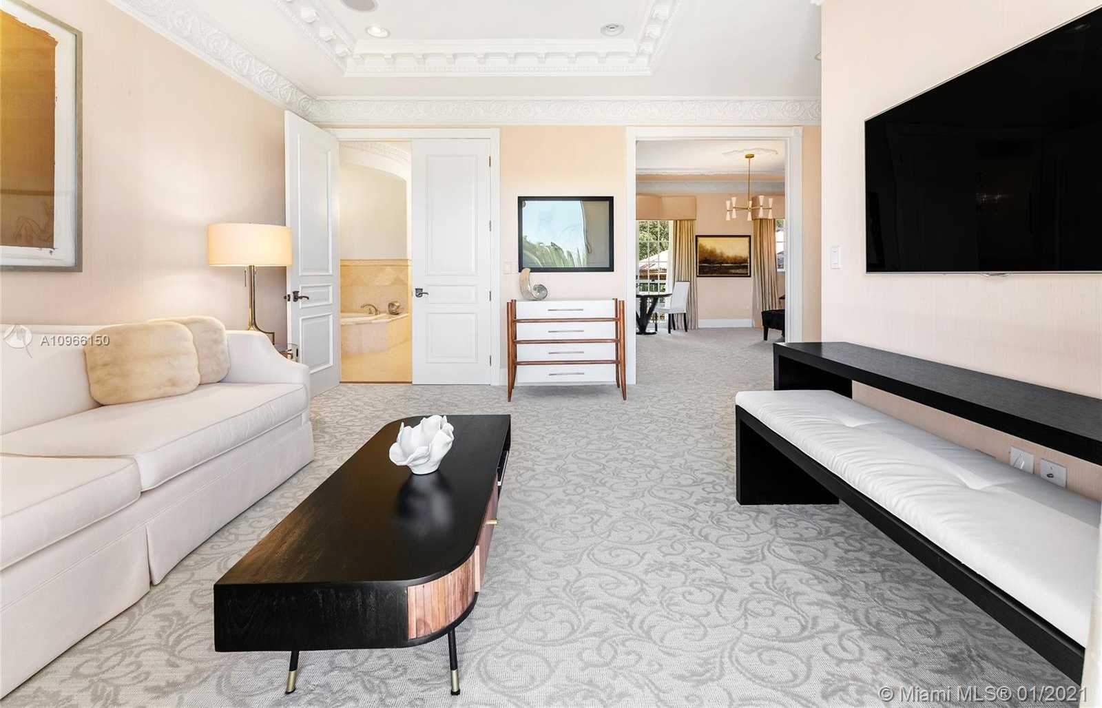 Small Image of 11501 OLD CUTLER RD, Coral Gables Number 59