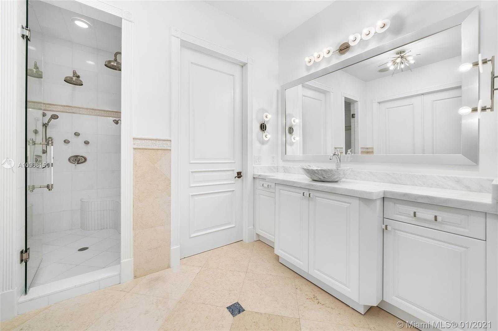 Small Image of 11501 OLD CUTLER RD, Coral Gables Number 64