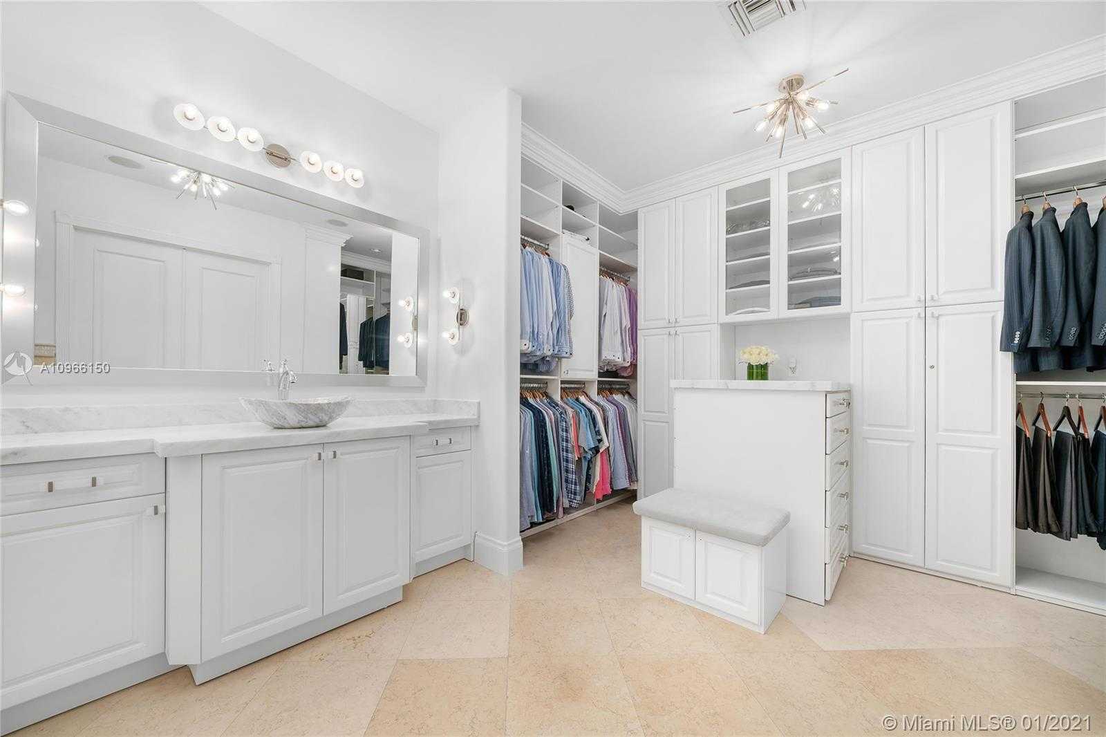 Small Image of 11501 OLD CUTLER RD, Coral Gables Number 68