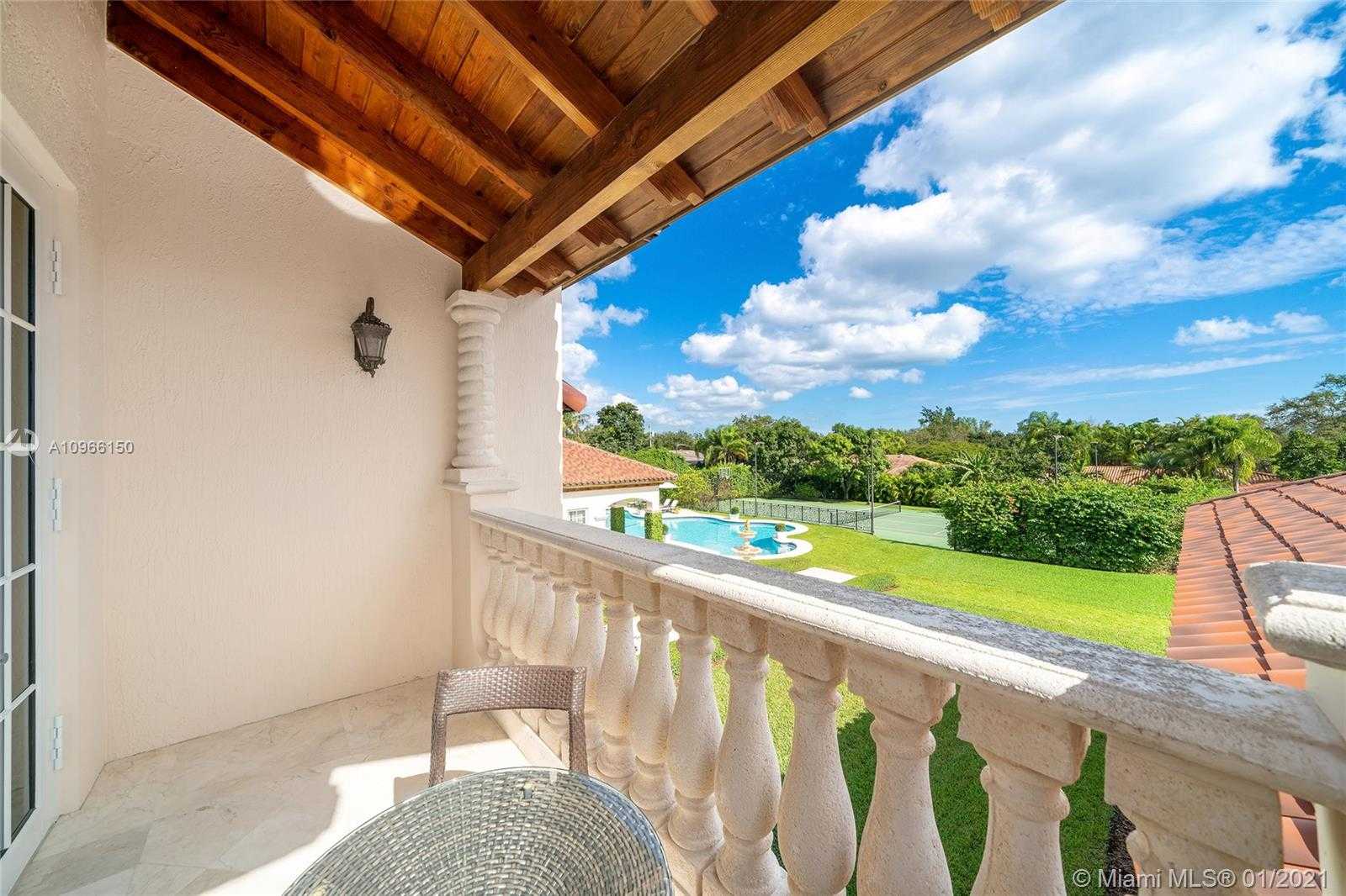 Small Image of 11501 OLD CUTLER RD, Coral Gables Number 70