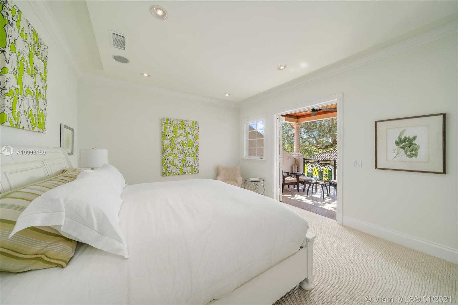 Small Image of 11501 OLD CUTLER RD, Coral Gables Number 75