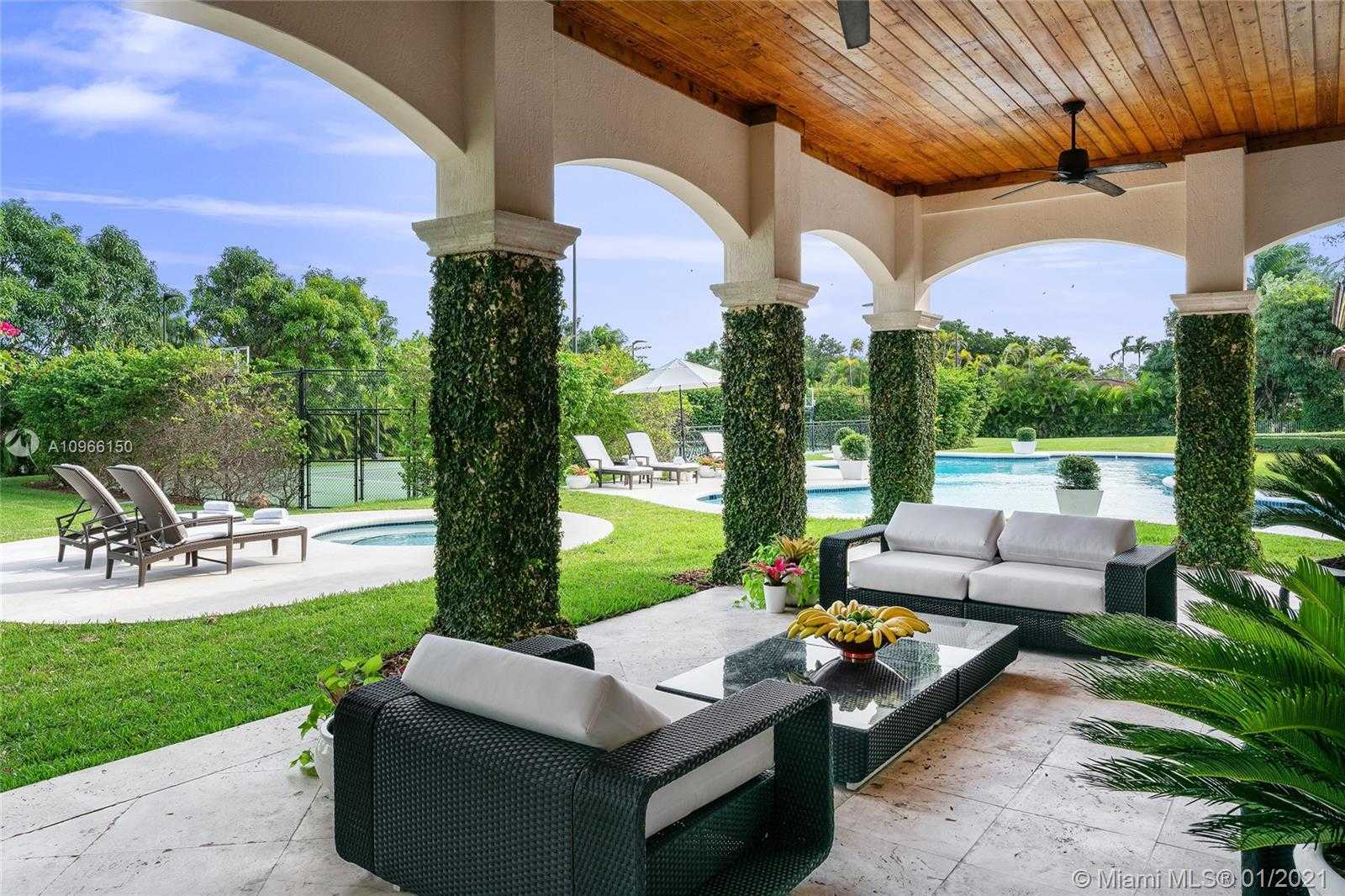 Small Image of 11501 OLD CUTLER RD, Coral Gables Number 78