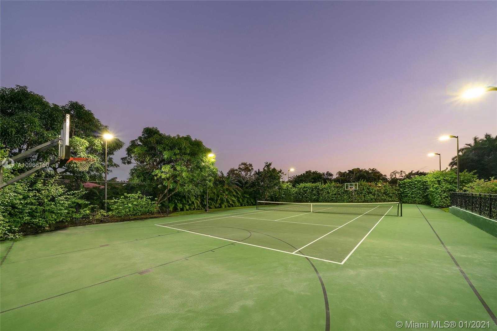Small Image of 11501 OLD CUTLER RD, Coral Gables Number 82