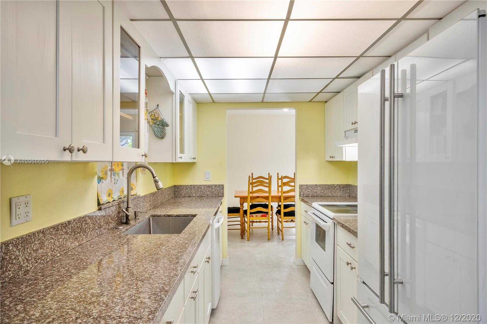 Small Image of 7700 NORTH WEST 75TH AVE, Tamarac Number 10