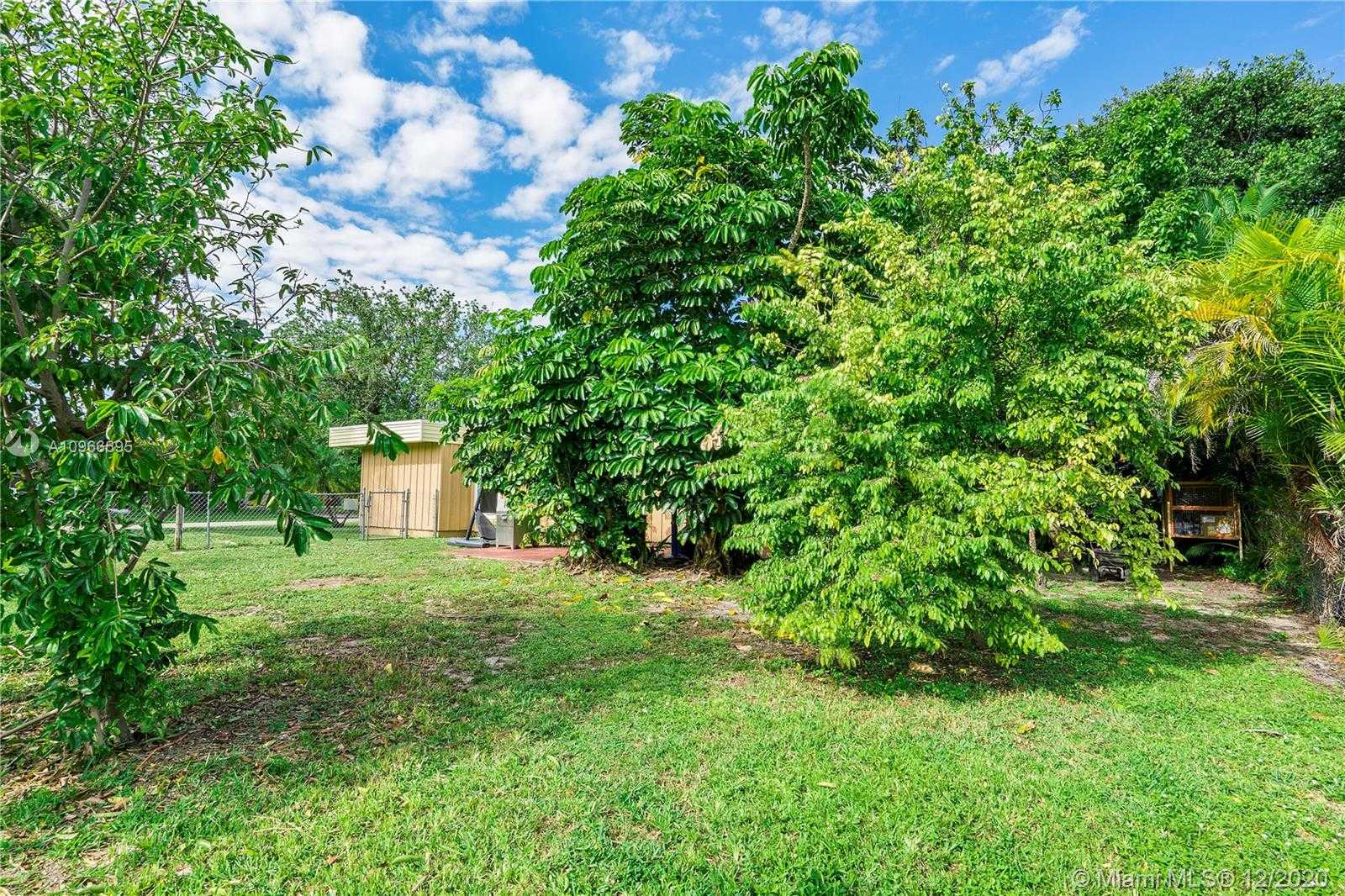 Small Image of 7700 NORTH WEST 75TH AVE, Tamarac Number 28