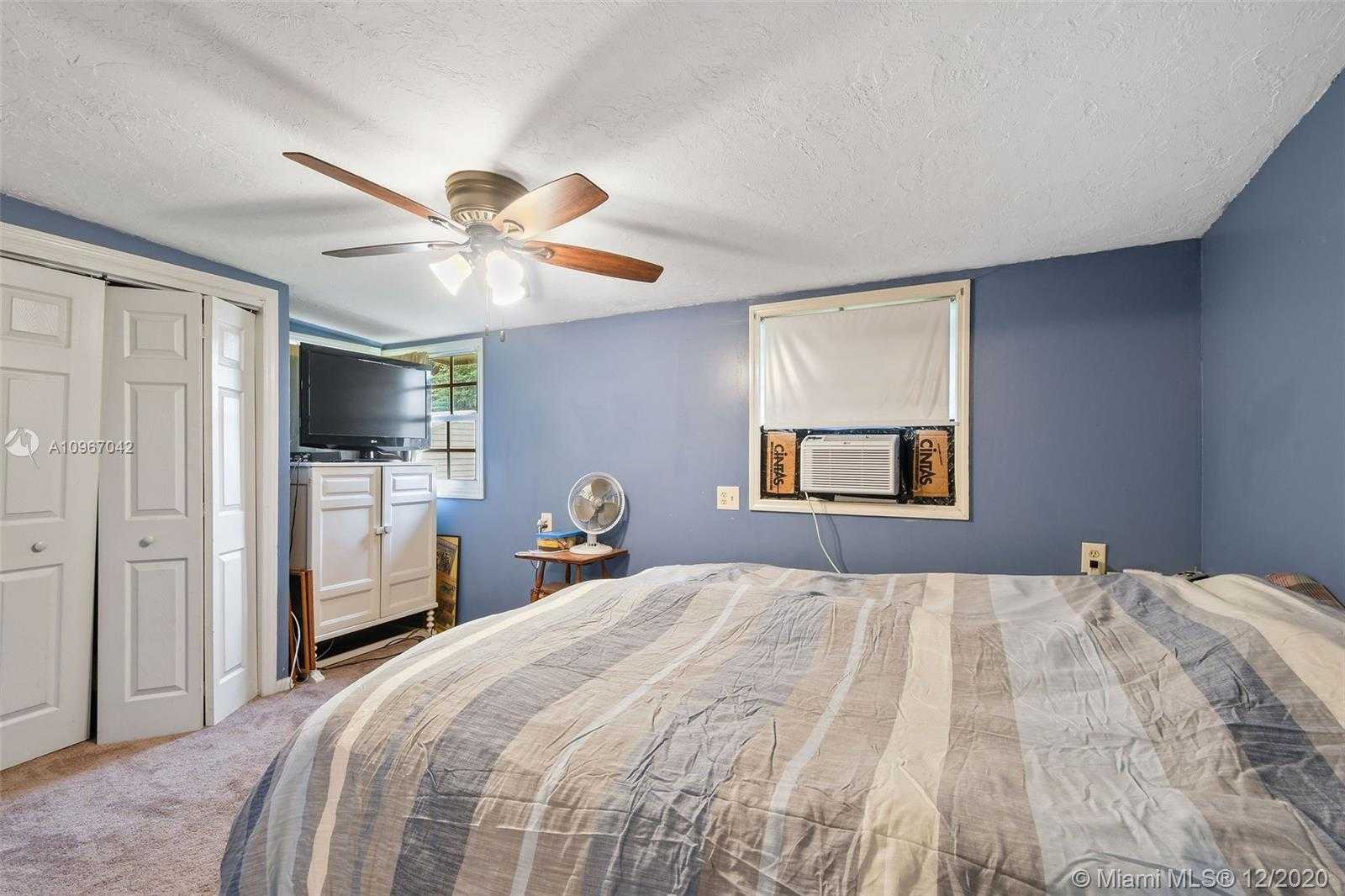 Small Image of 17031 NORTH 130TH AVE N, Jupiter Number 22