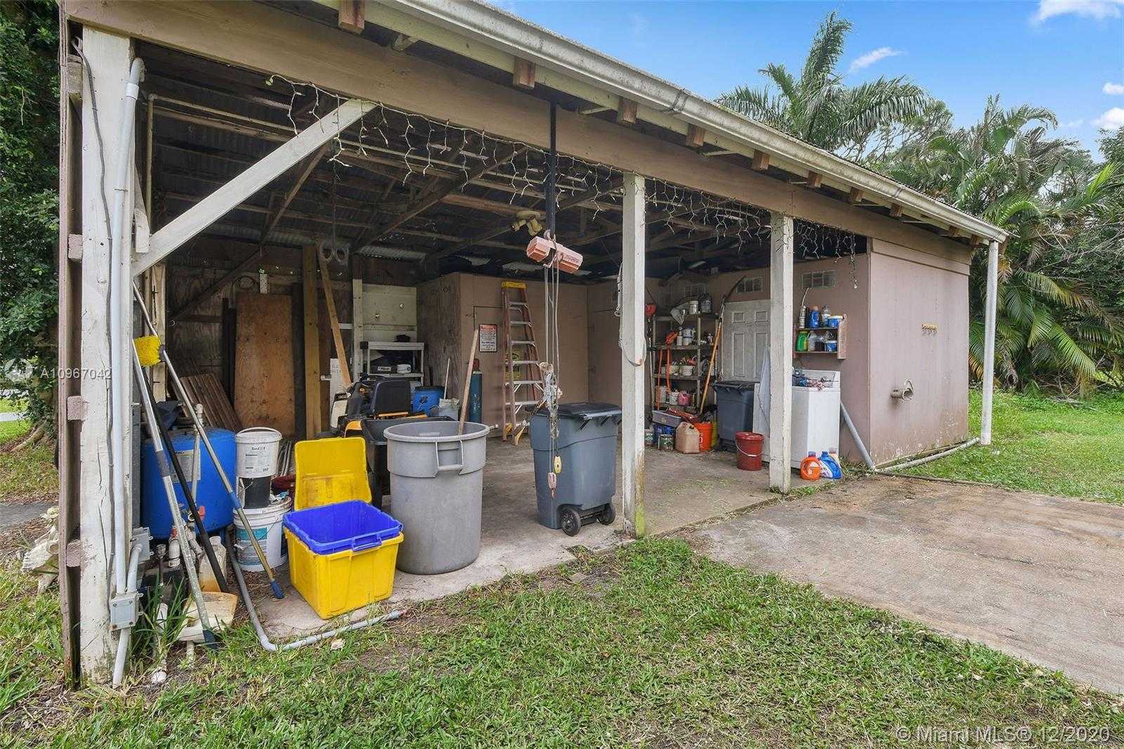 Small Image of 17031 NORTH 130TH AVE N, Jupiter Number 36
