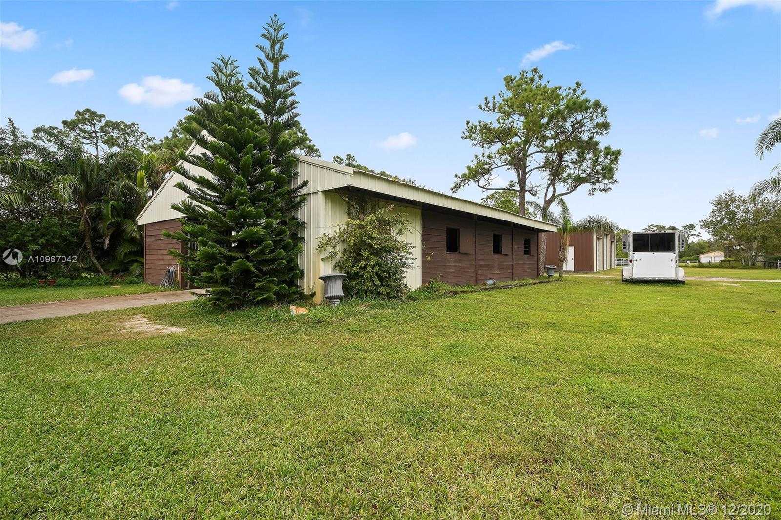 Small Image of 17031 NORTH 130TH AVE N, Jupiter Number 37