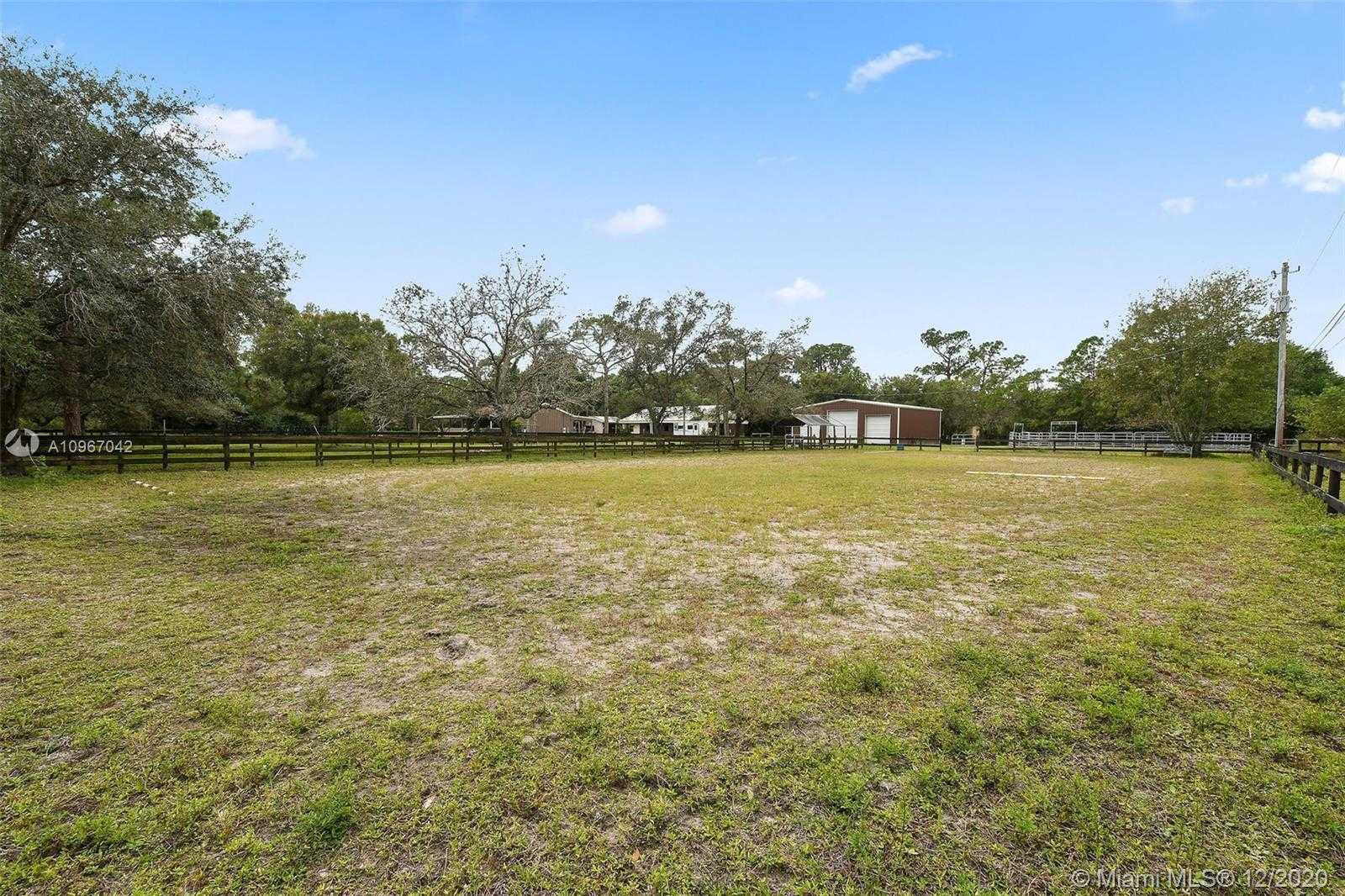 Small Image of 17031 NORTH 130TH AVE N, Jupiter Number 43