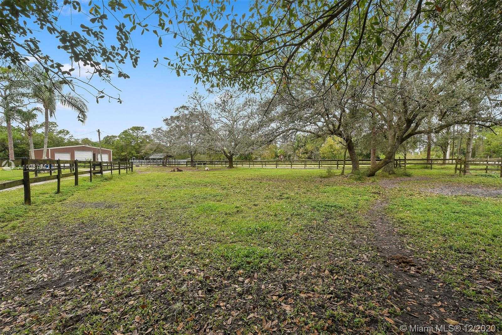 Small Image of 17031 NORTH 130TH AVE N, Jupiter Number 48