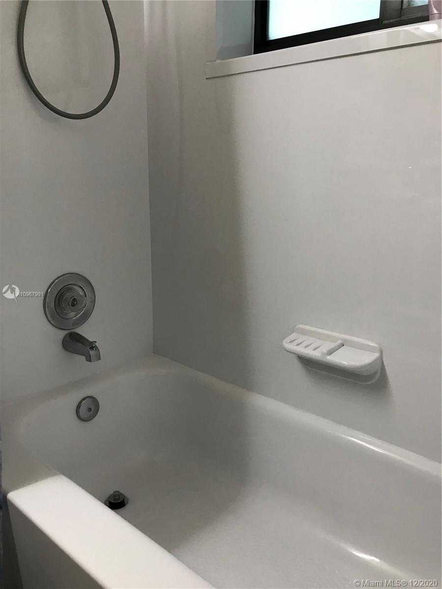 Small Image of 5903 NORTH WEST 71ST AVE, Tamarac Number 36