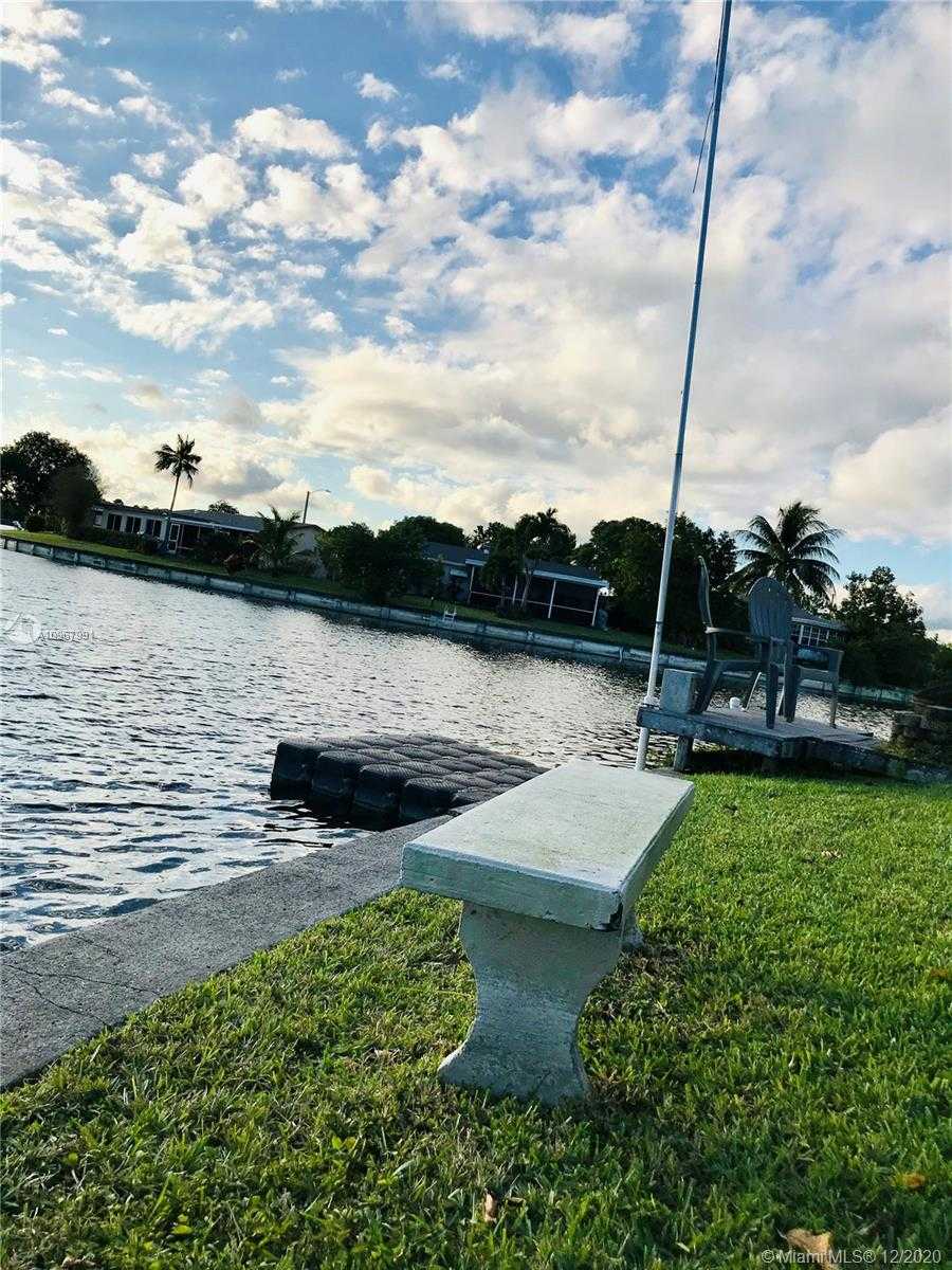 Small Image of 5903 NORTH WEST 71ST AVE, Tamarac Number 4