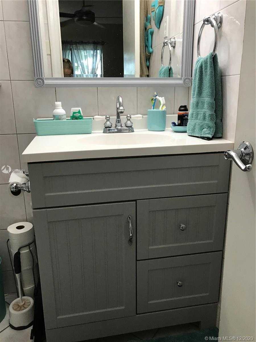 Small Image of 5903 NORTH WEST 71ST AVE, Tamarac Number 45