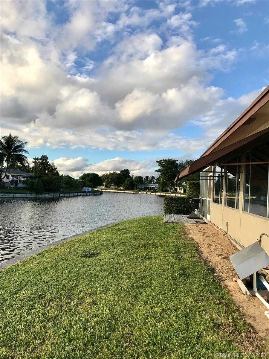 Small Image of 5903 NORTH WEST 71ST AVE, Tamarac Number 5