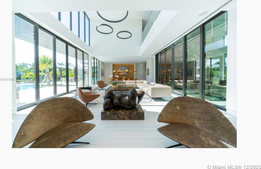 Small Image of 540 LEUCADENDRA DR, Coral Gables Number 15
