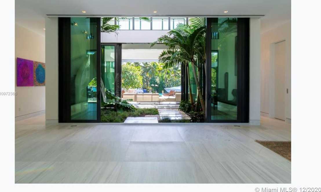 Small Image of 540 LEUCADENDRA DR, Coral Gables Number 16