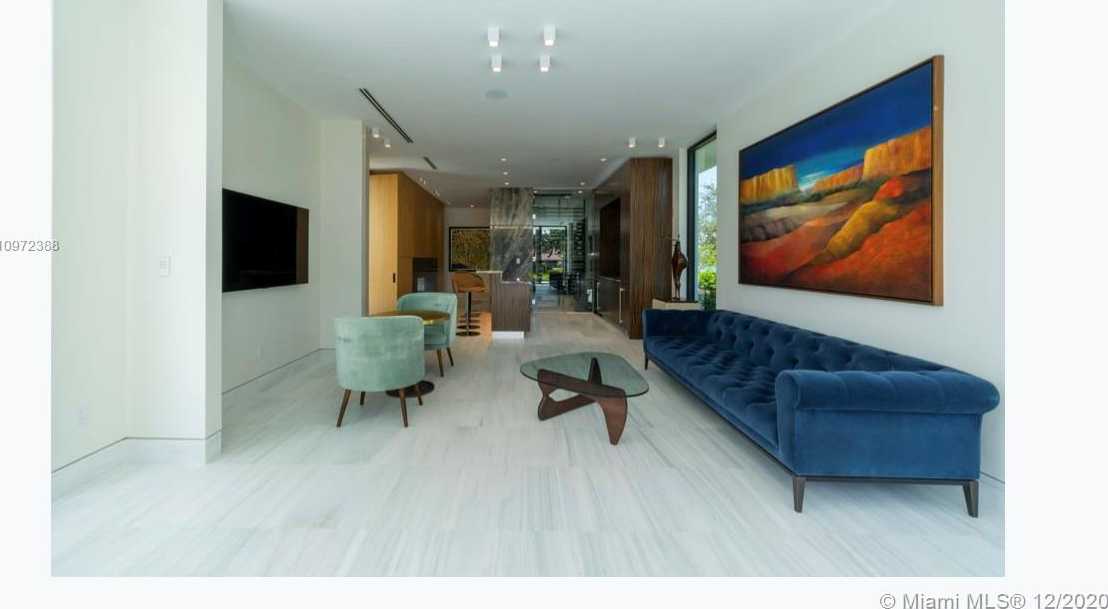 Small Image of 540 LEUCADENDRA DR, Coral Gables Number 19