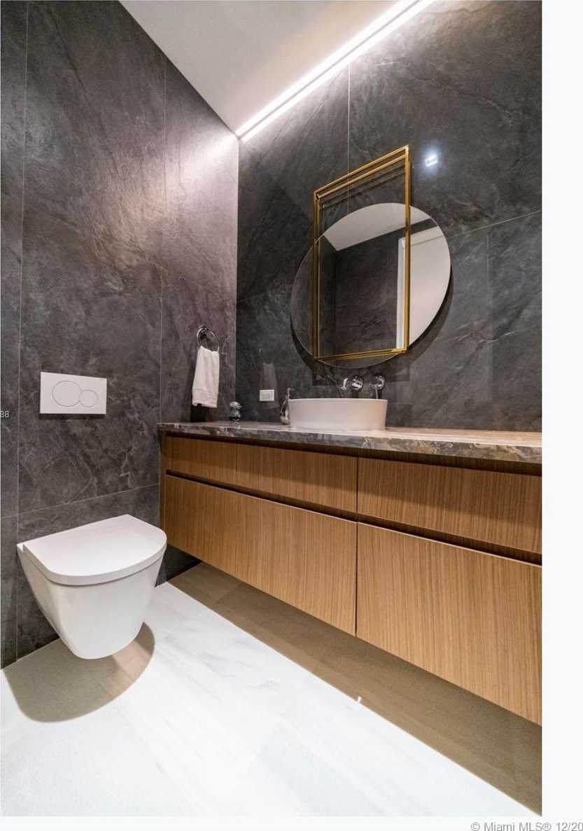 Small Image of 540 LEUCADENDRA DR, Coral Gables Number 23