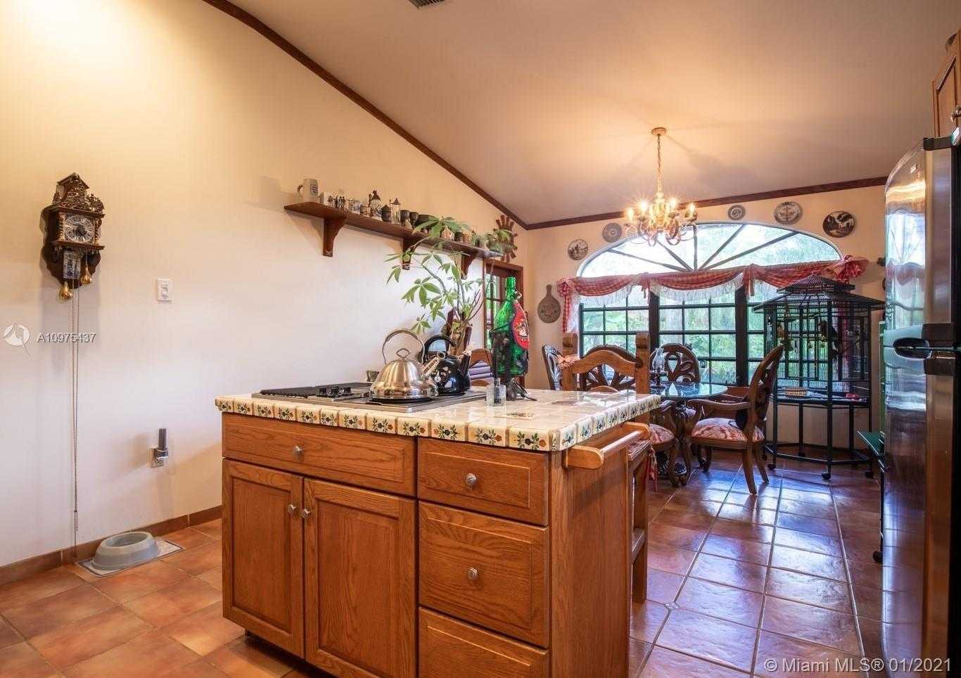 Small Image of 26871 SOUTH WEST 194 AVE, Miami Number 13