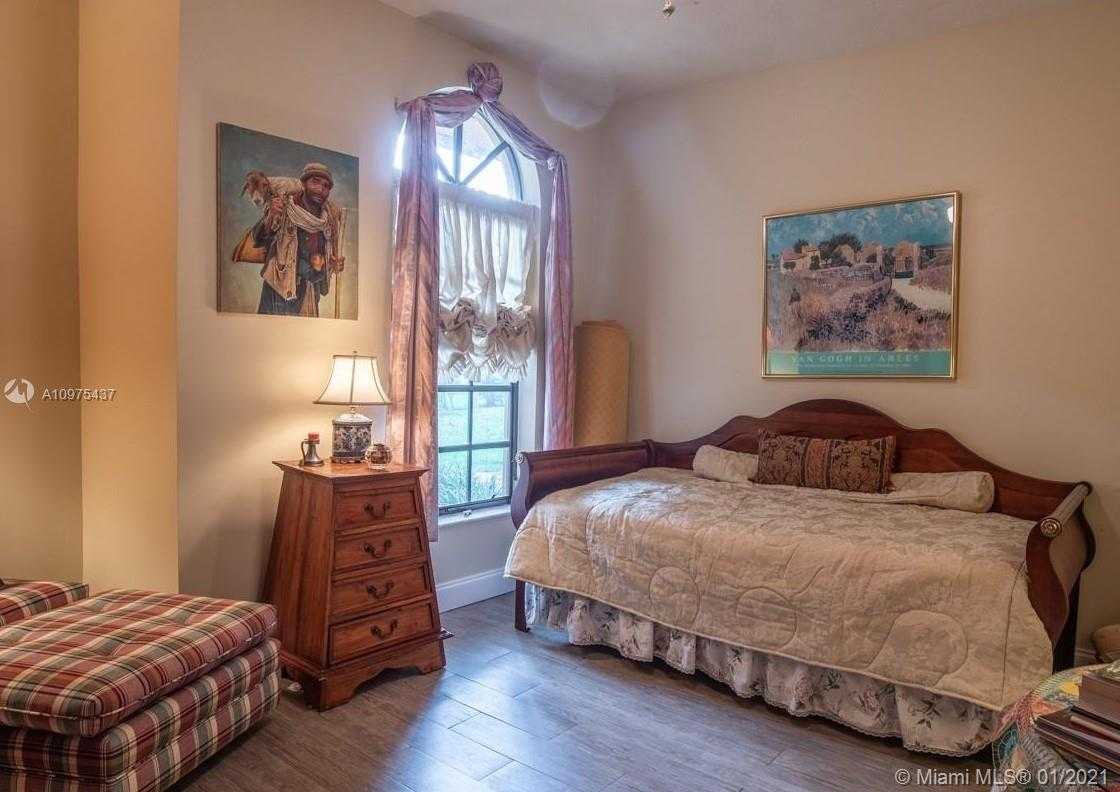 Small Image of 26871 SOUTH WEST 194 AVE, Miami Number 26