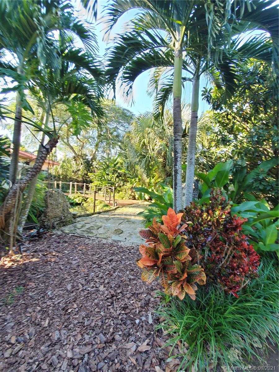 Small Image of 26871 SOUTH WEST 194 AVE, Miami Number 32