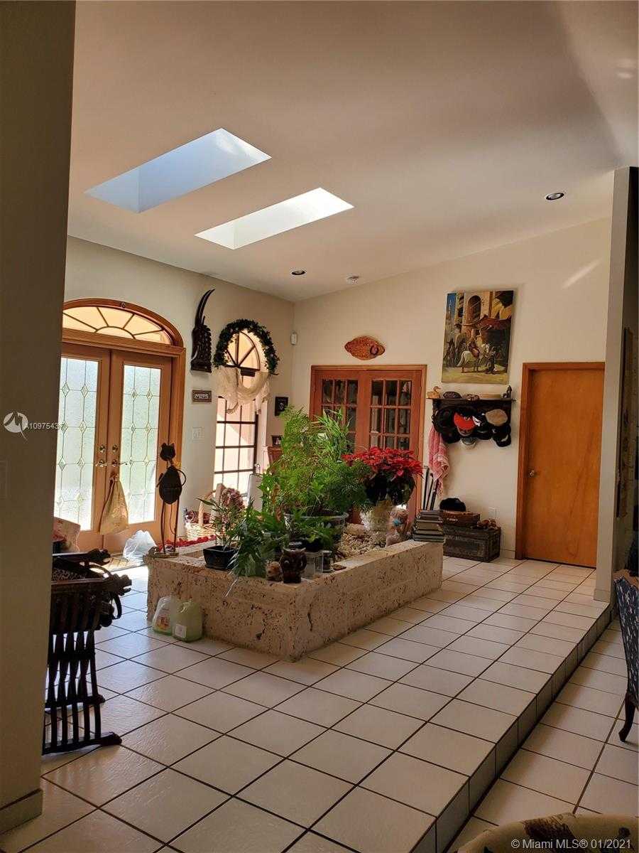 Small Image of 26871 SOUTH WEST 194 AVE, Miami Number 4