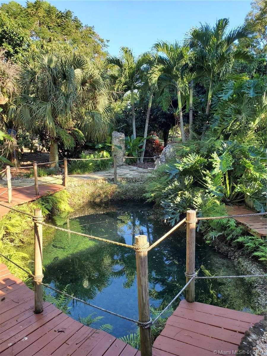 Small Image of 26871 SOUTH WEST 194 AVE, Miami Number 40