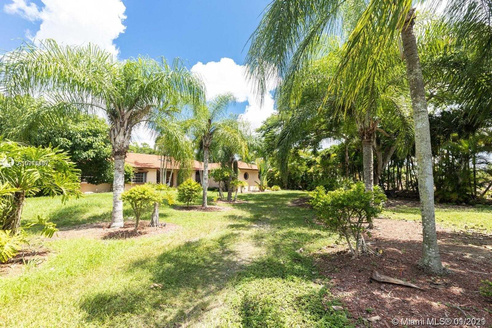Small Image of 26871 SOUTH WEST 194 AVE, Miami Number 51
