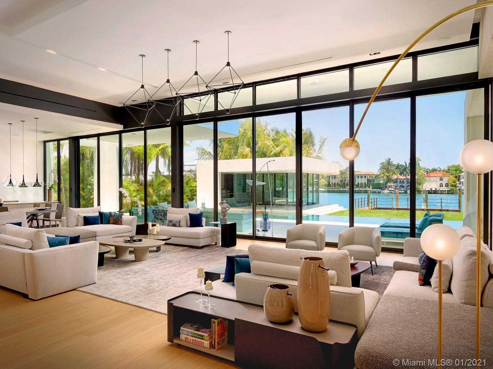 Small Image of 135 PALM AVE, Miami Beach Number 2