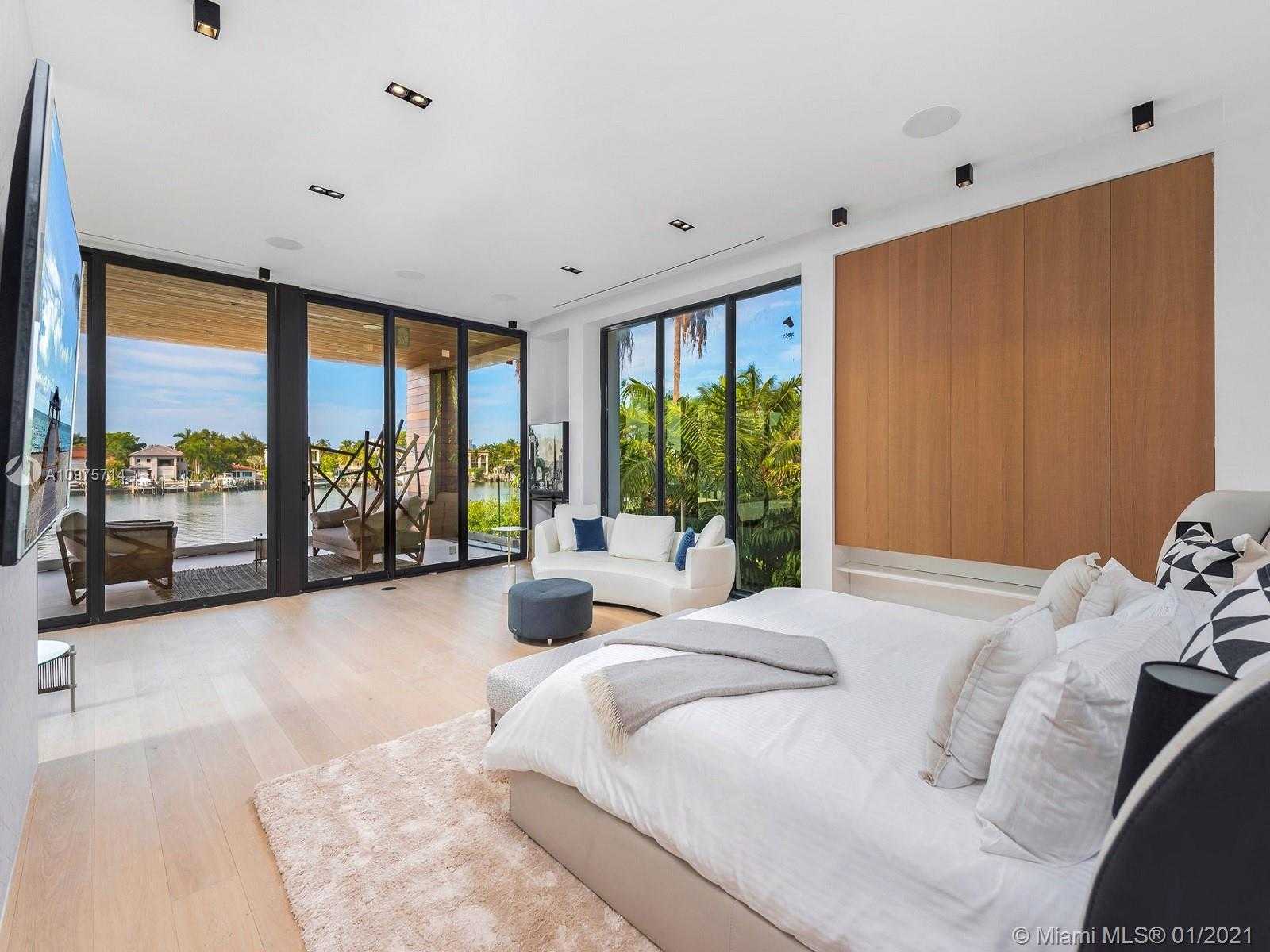 Small Image of 135 PALM AVE, Miami Beach Number 21