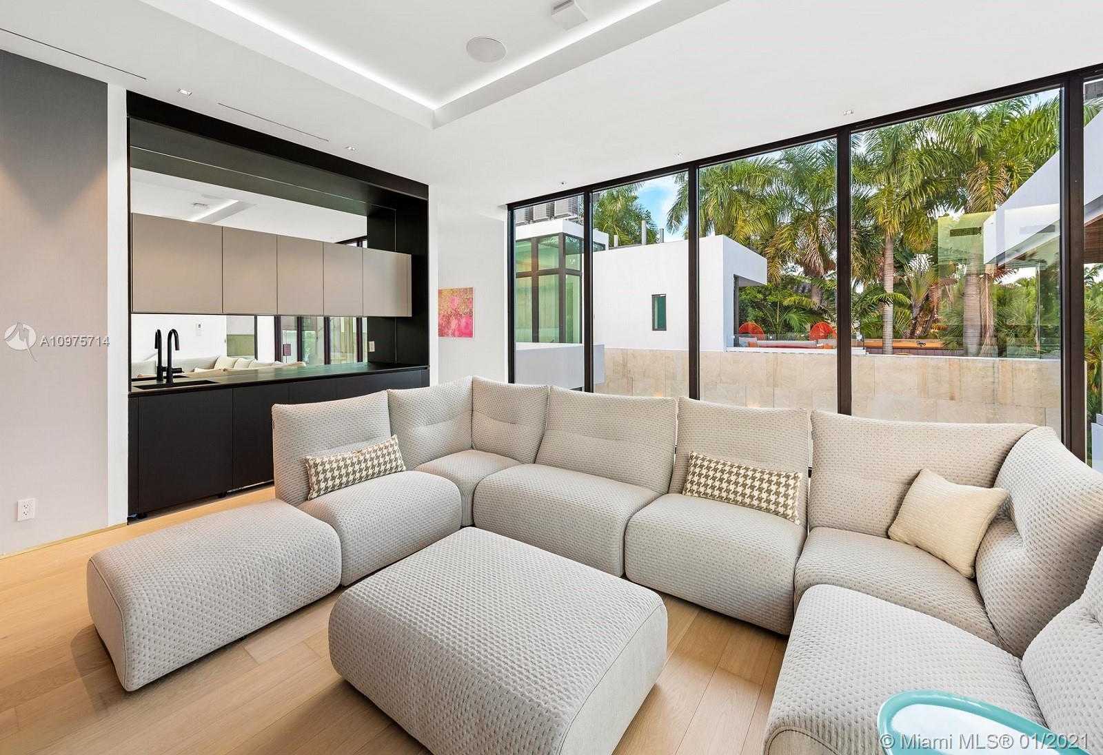 Small Image of 135 PALM AVE, Miami Beach Number 32