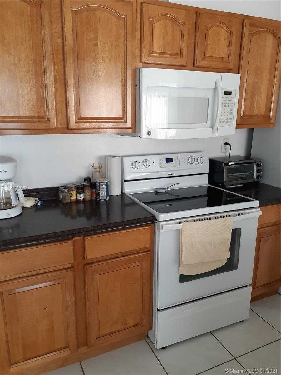 Small Image of 8510 NORTH WEST 59TH ST, Tamarac Number 5