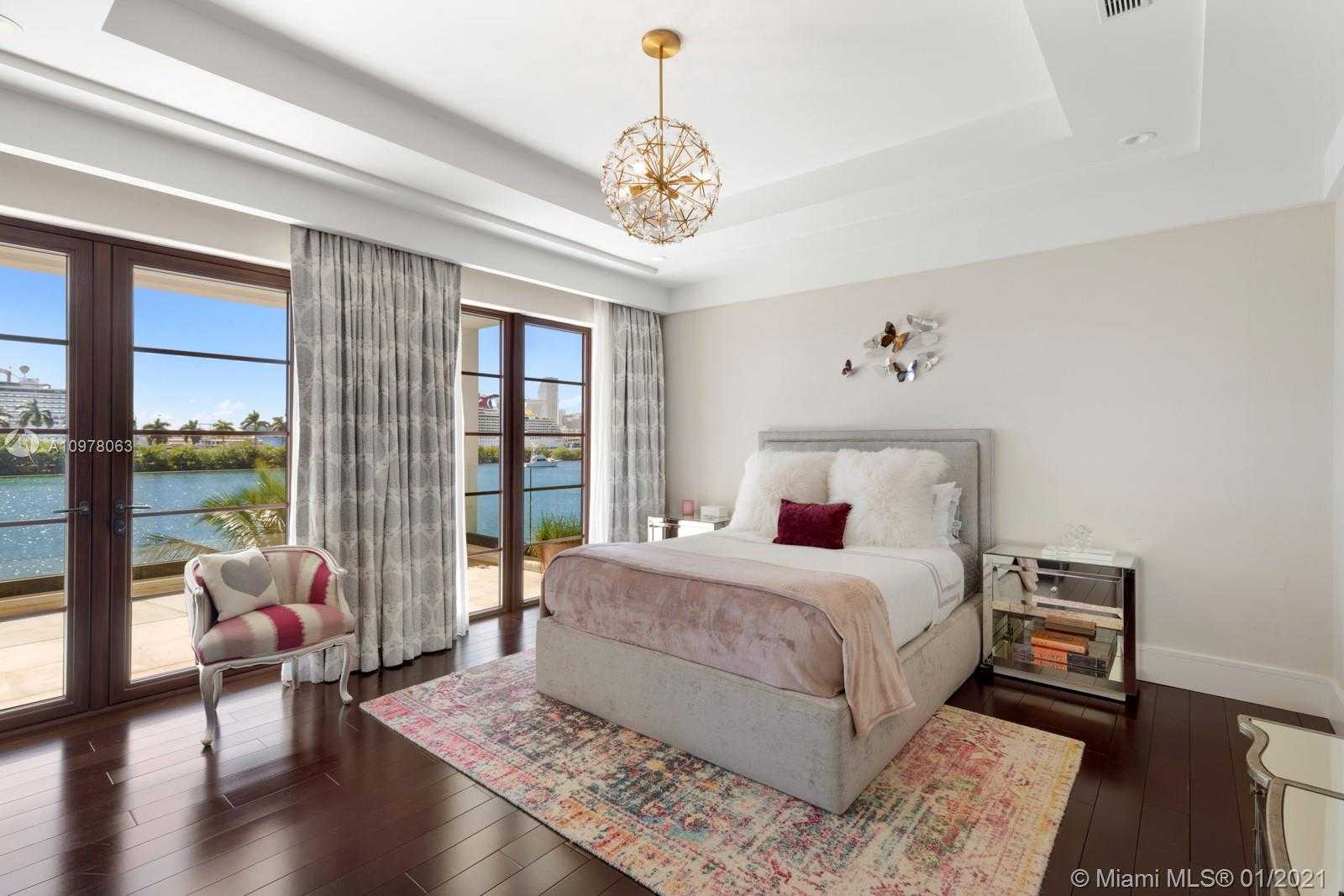 Small Image of 288 SOUTH COCONUT LN, Miami Beach Number 16