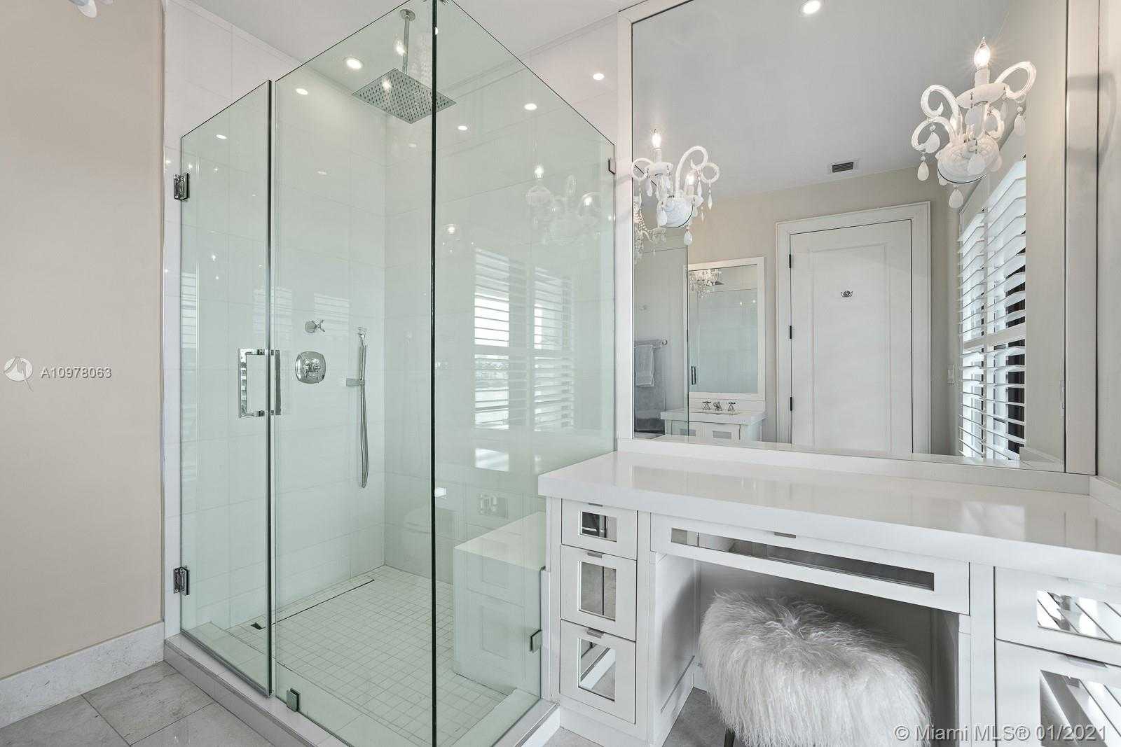 Small Image of 288 SOUTH COCONUT LN, Miami Beach Number 18