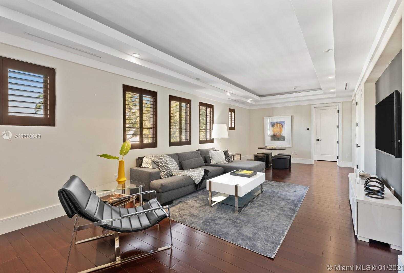 Small Image of 288 SOUTH COCONUT LN, Miami Beach Number 23