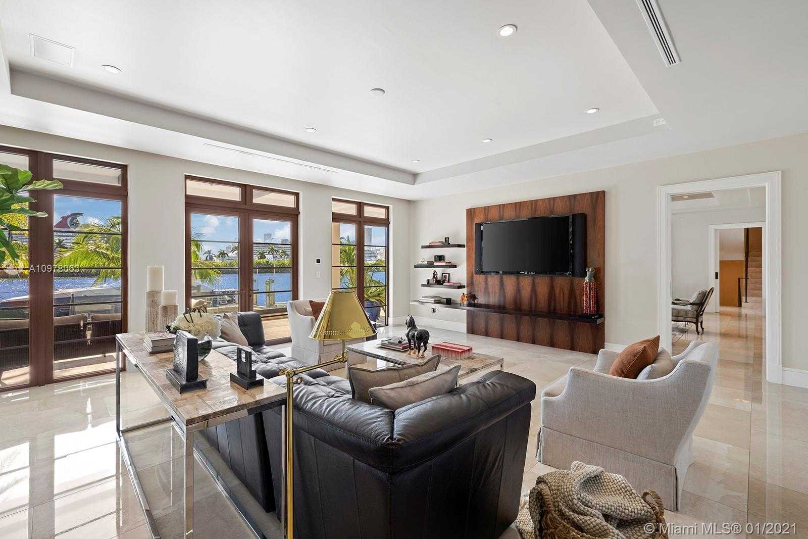 Small Image of 288 SOUTH COCONUT LN, Miami Beach Number 6