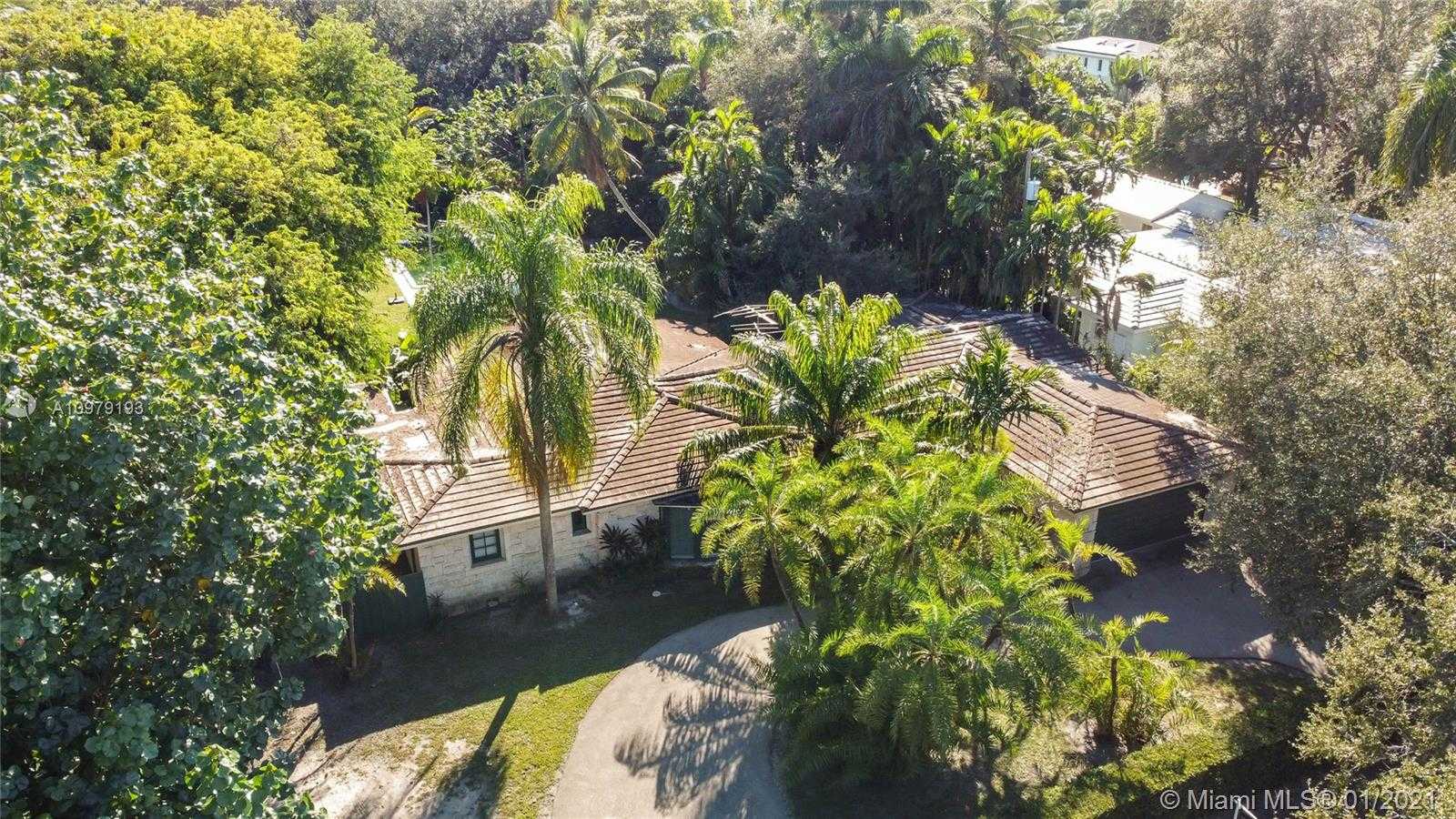 Small Image of 3962 PARK AVE, Miami Number 12